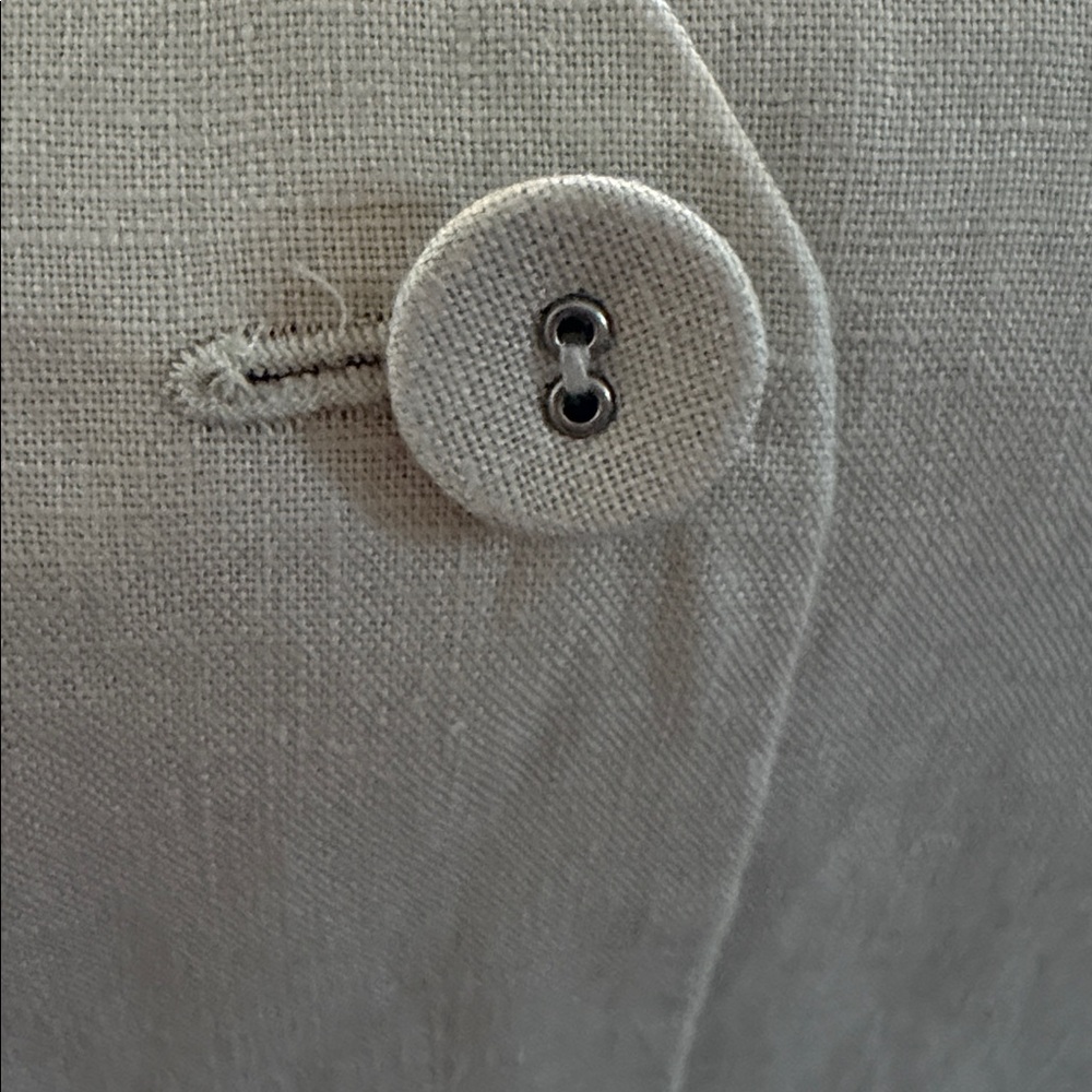 Quince Light Tan European Linen Vest - Picture 4 of 9